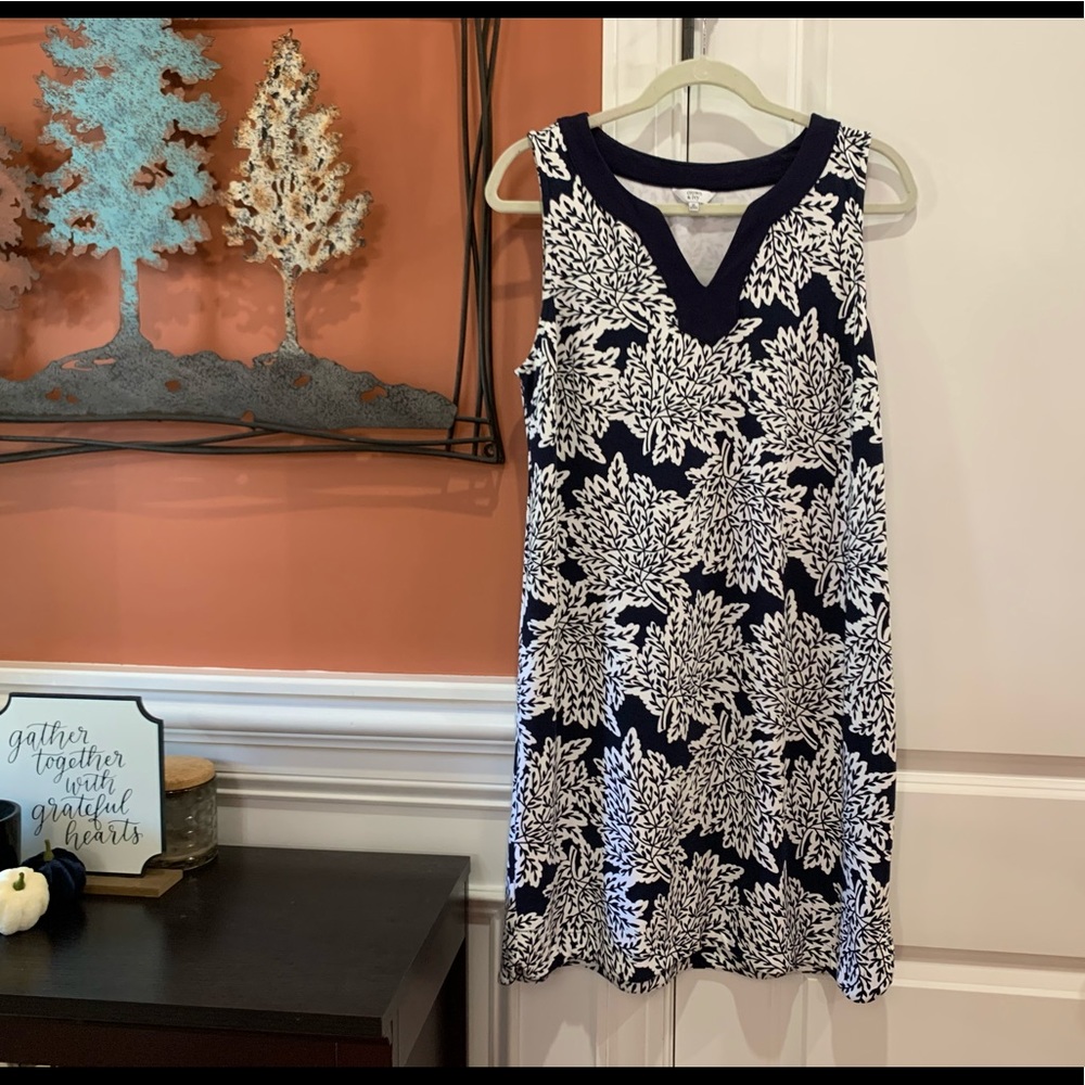 Crown & Ivy Stretch Navy/White Sleeveless Dress